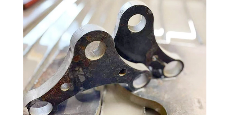 用于切割金属的水射流技术