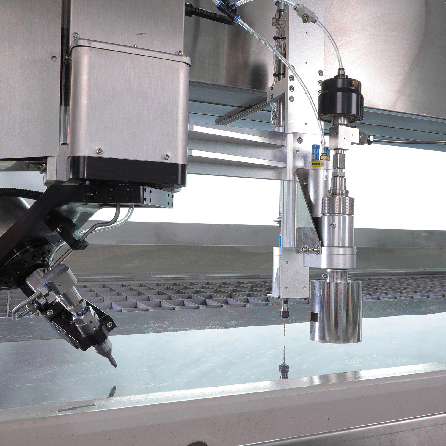 龙门式优质水射流切割机用于切割金属玻璃大理石